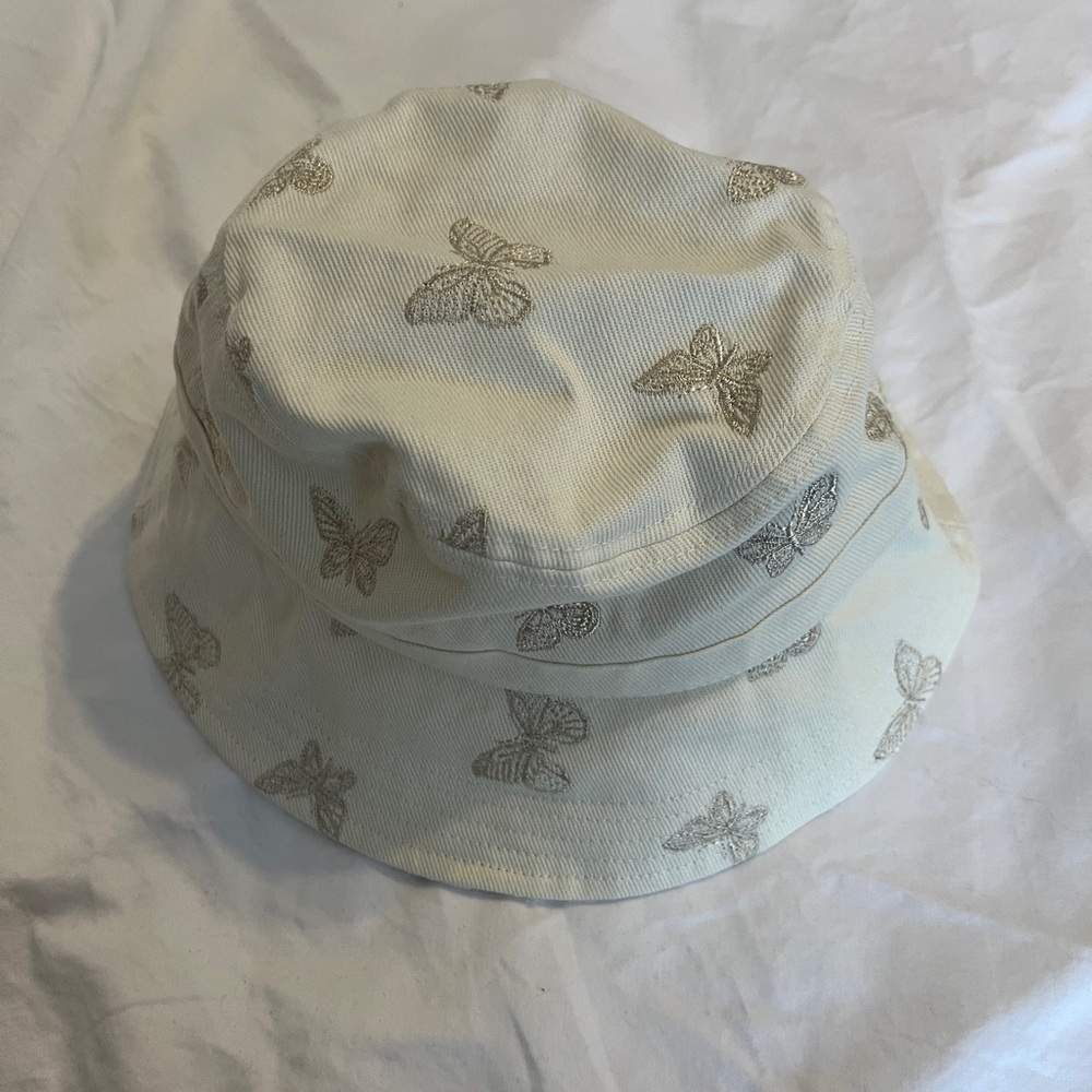American Eagle Bucket Hat with Butterflies NWT
